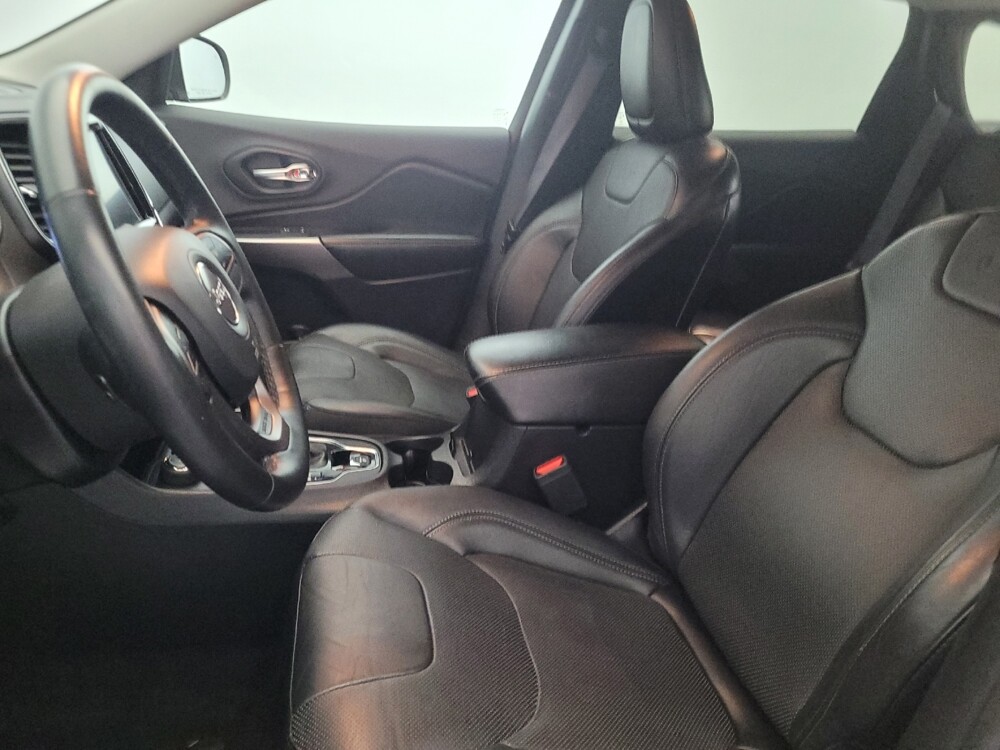 2019 Jeep Cherokee in Williamstown, NJ 8094 - 18086778 17