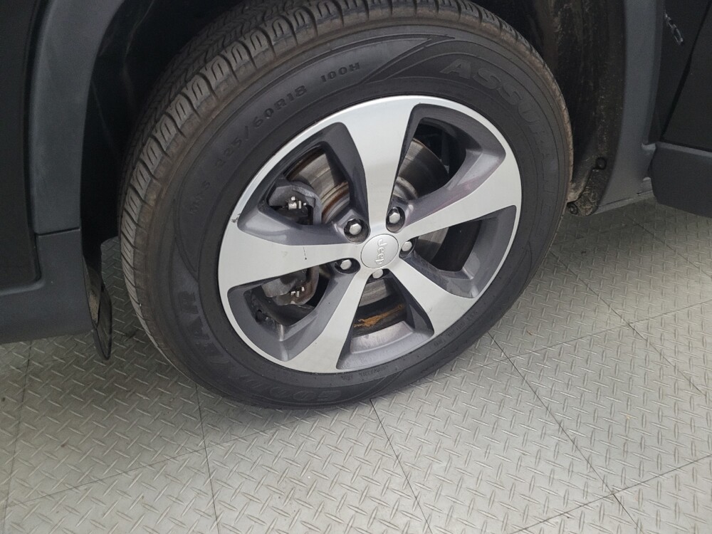 2019 Jeep Cherokee in Williamstown, NJ 8094 - 18086778 31