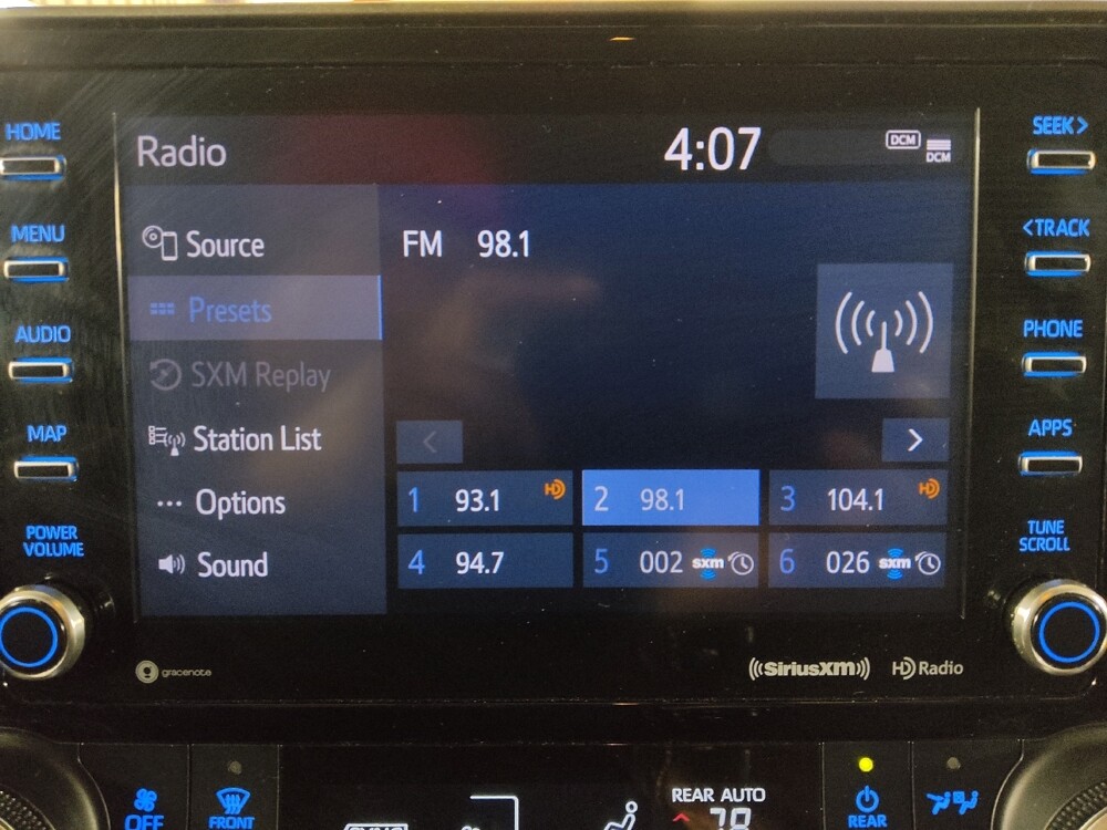 2020 Toyota Highlander in Stone Mountain, GA 30083 - 18086784 25