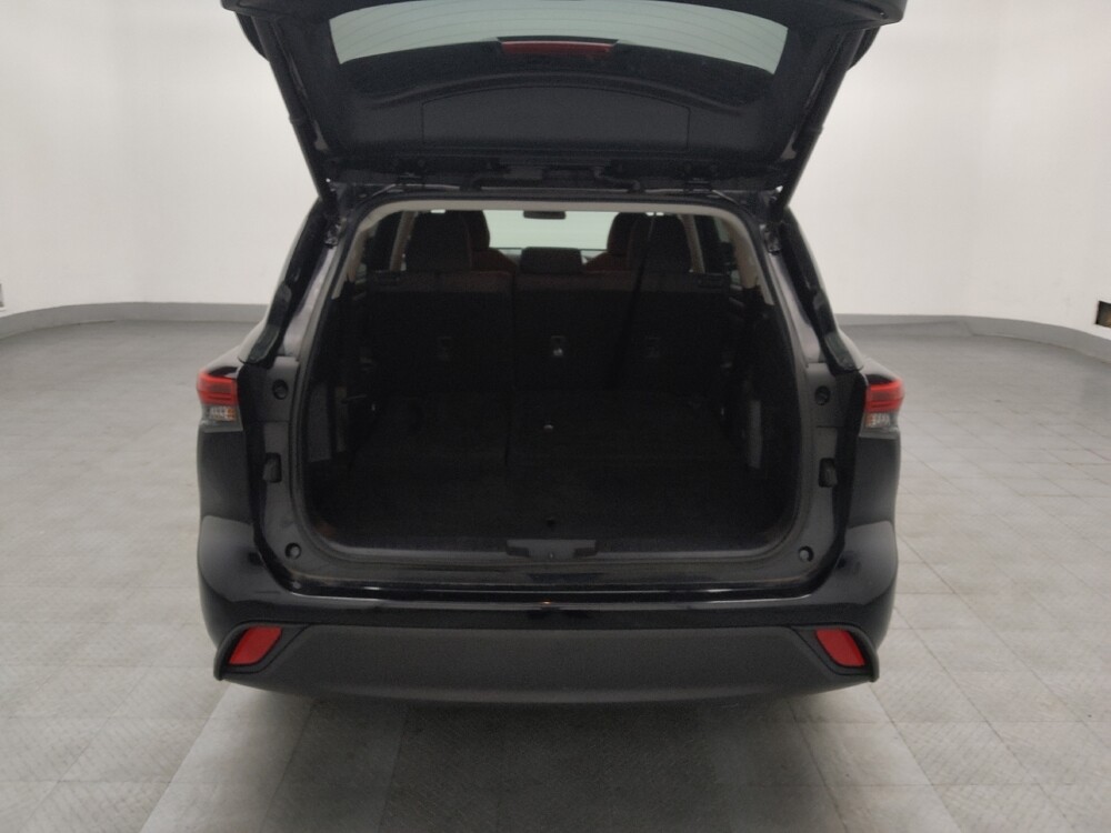 2020 Toyota Highlander in Stone Mountain, GA 30083 - 18086784 29