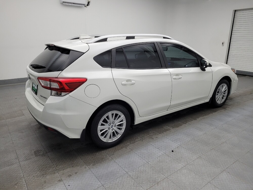 2018 Subaru Impreza in Columbus, OH 43228 - 18086789 10