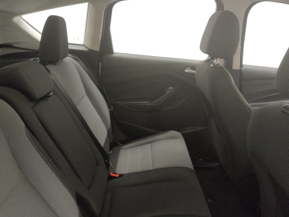 2016 Ford C-MAX in Peoria, IL 61615 - 18086794 19