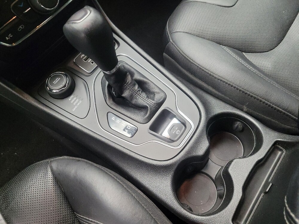 2020 Jeep Cherokee in Mishawaka, IN 46545 - 18086795 26