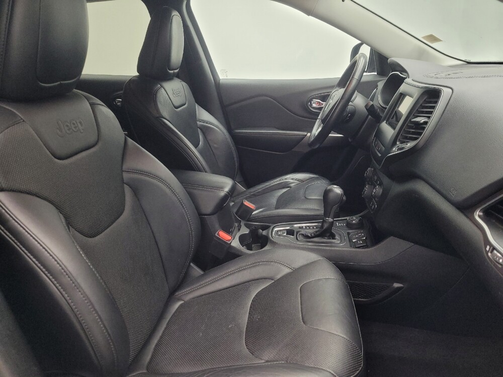 2020 Jeep Cherokee in Mishawaka, IN 46545 - 18086795 21