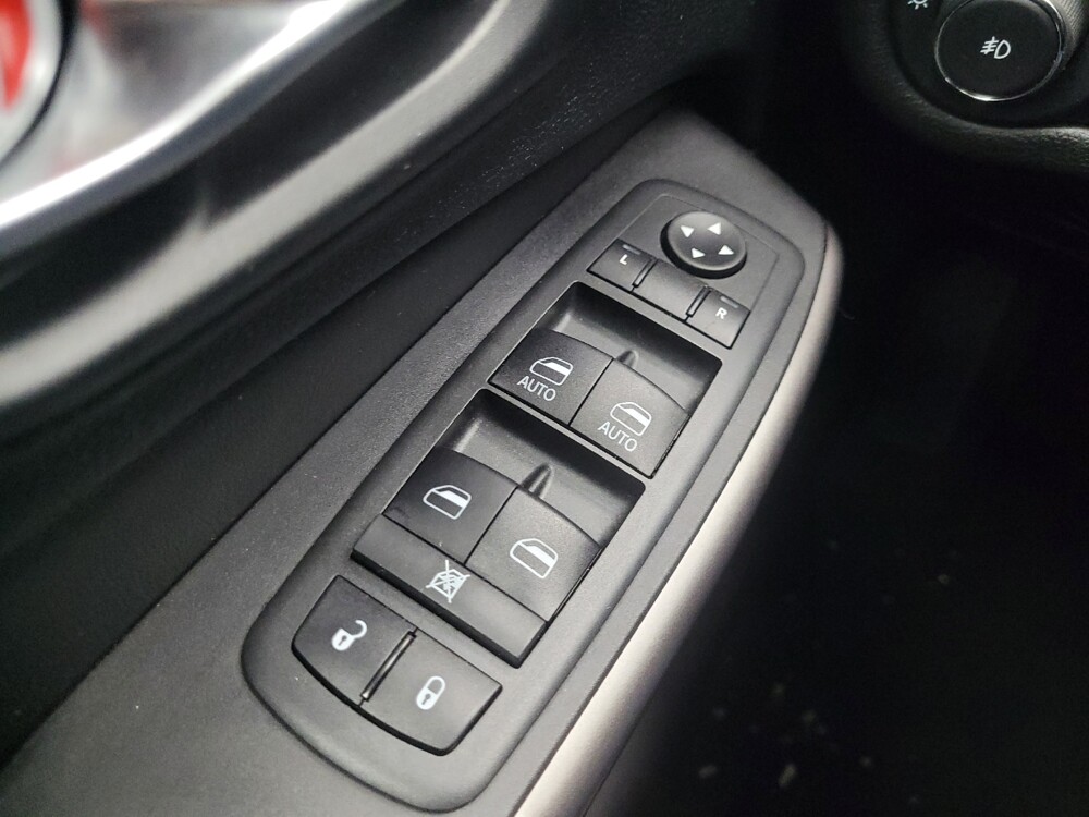 2020 Jeep Cherokee in Mishawaka, IN 46545 - 18086795 27