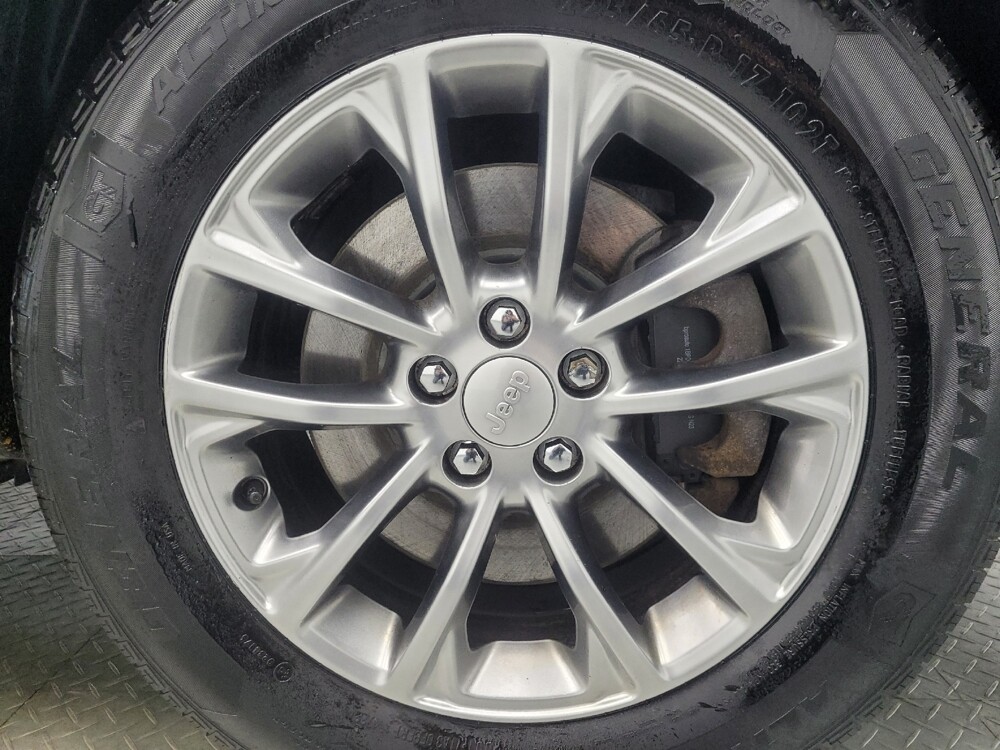 2020 Jeep Cherokee in Mishawaka, IN 46545 - 18086795 31