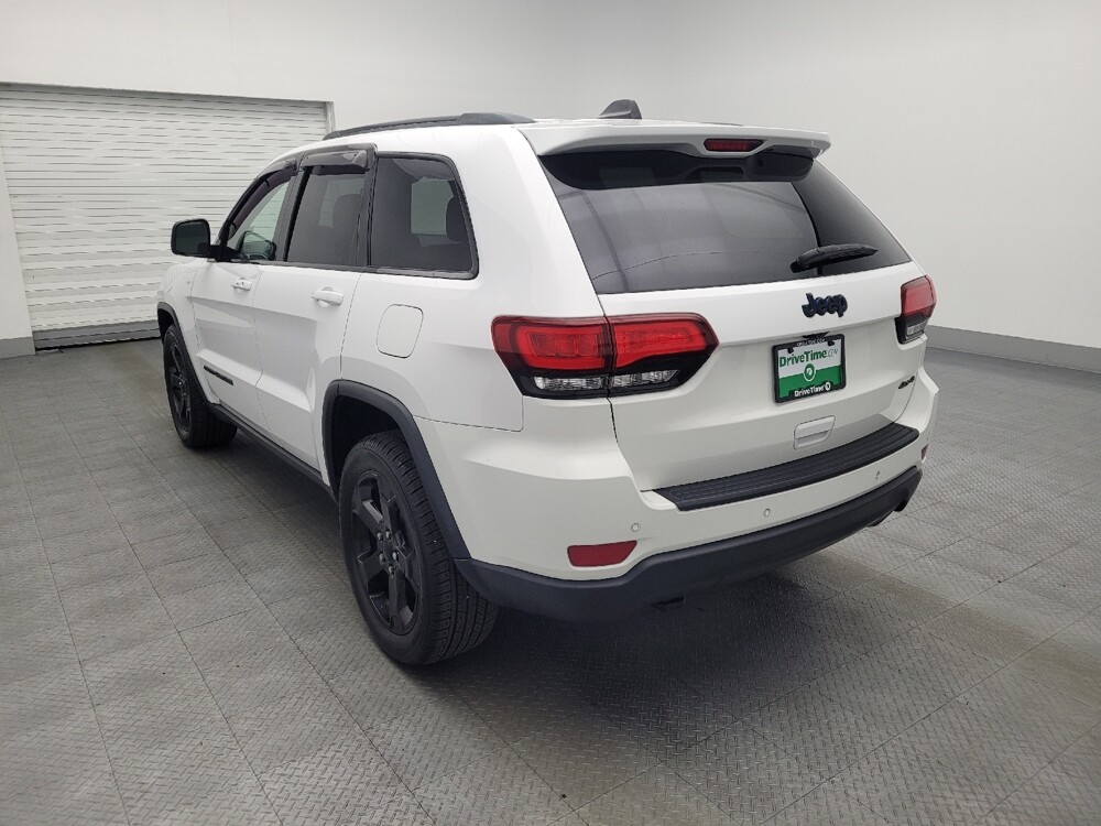 2018 Jeep Grand Cherokee in Gainesville, FL 32609 - 18086797 5