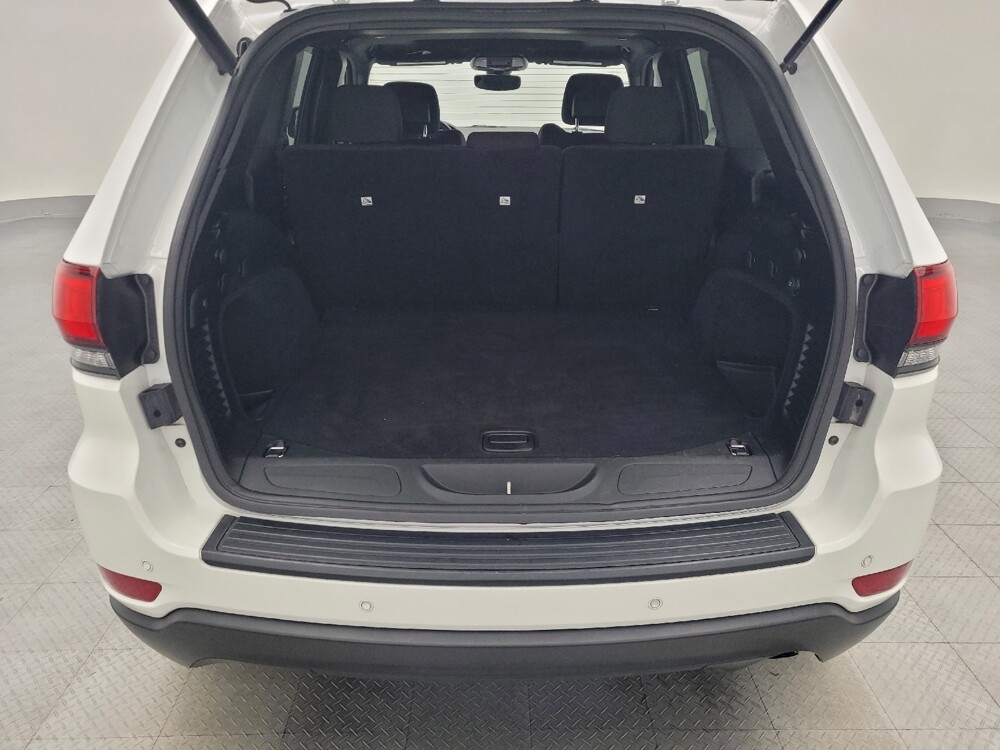 2018 Jeep Grand Cherokee in Gainesville, FL 32609 - 18086797 29