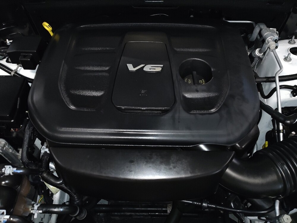 2018 Jeep Grand Cherokee in Gainesville, FL 32609 - 18086797 30