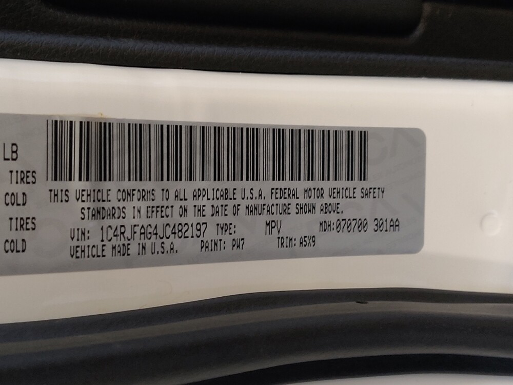 2018 Jeep Grand Cherokee in Gainesville, FL 32609 - 18086797 33