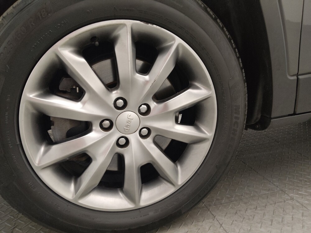 2018 Jeep Cherokee in Kissimmee, FL 34744 - 18086798 31