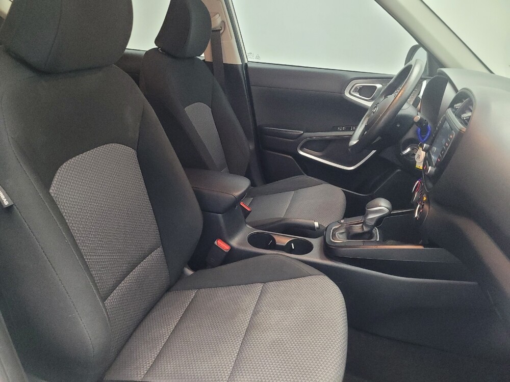 2020 Kia Soul in Morrow, GA 30260 - 18086803 21