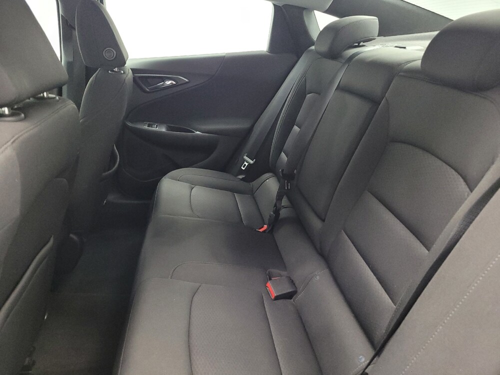 2018 Chevrolet Malibu in Memphis, TN 38115 - 18086807 18