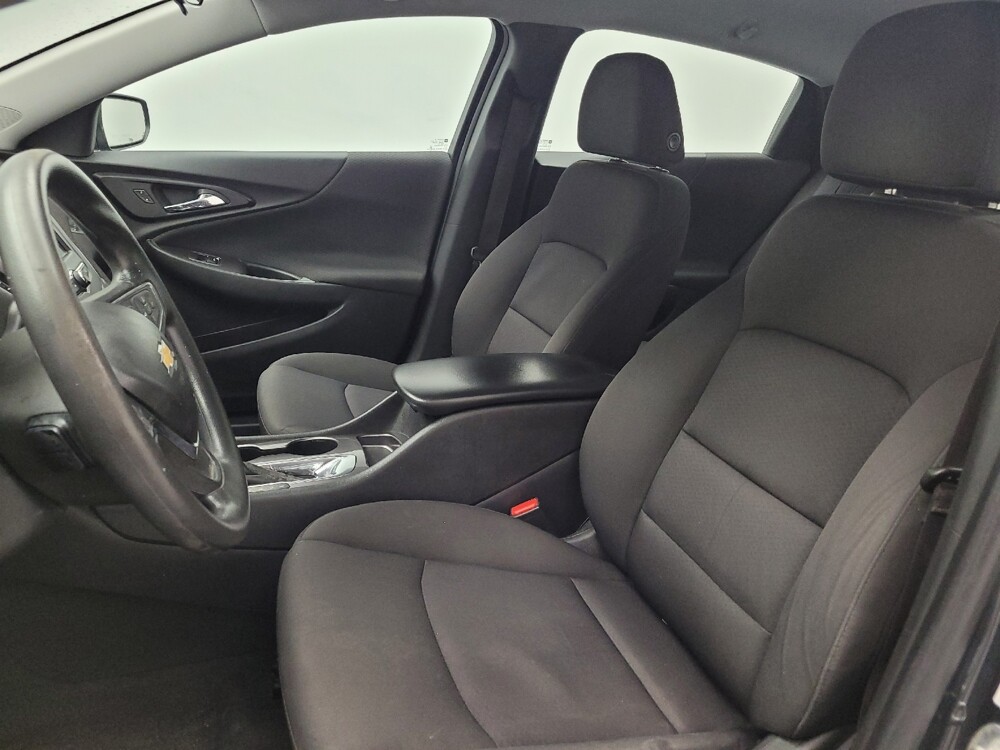 2018 Chevrolet Malibu in Memphis, TN 38115 - 18086807 17