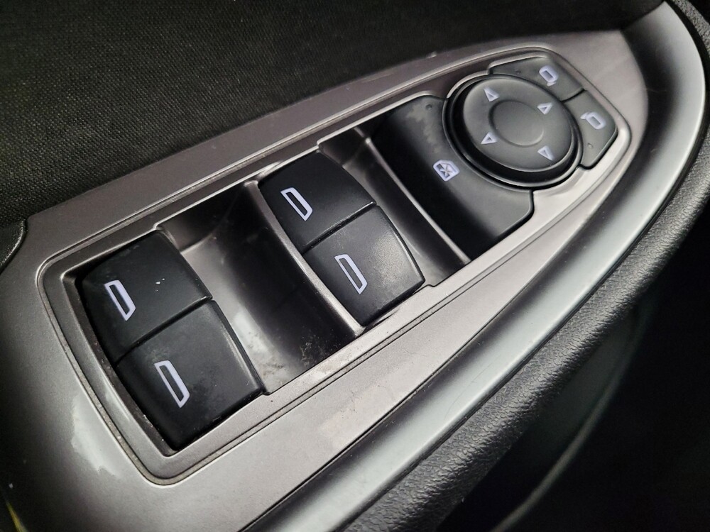 2018 Chevrolet Malibu in Memphis, TN 38115 - 18086807 27