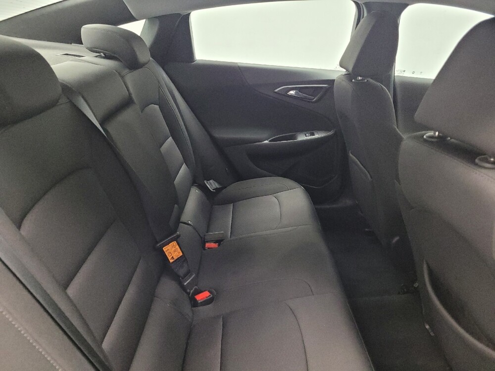 2018 Chevrolet Malibu in Memphis, TN 38115 - 18086807 19