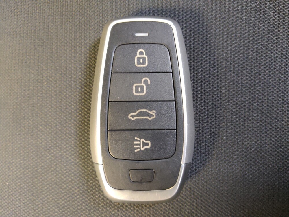 2021 Nissan Versa in Houston, TX 77074 - 18086809 32