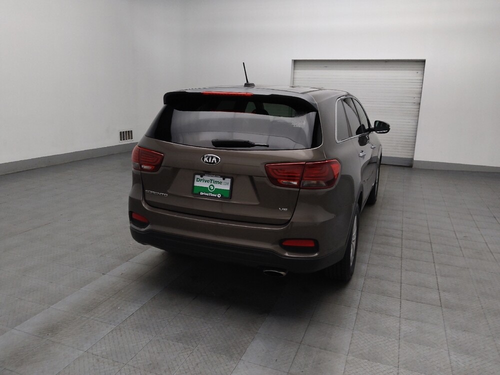 2019 Kia Sorento in Conyers, GA 30094 - 18086812 7