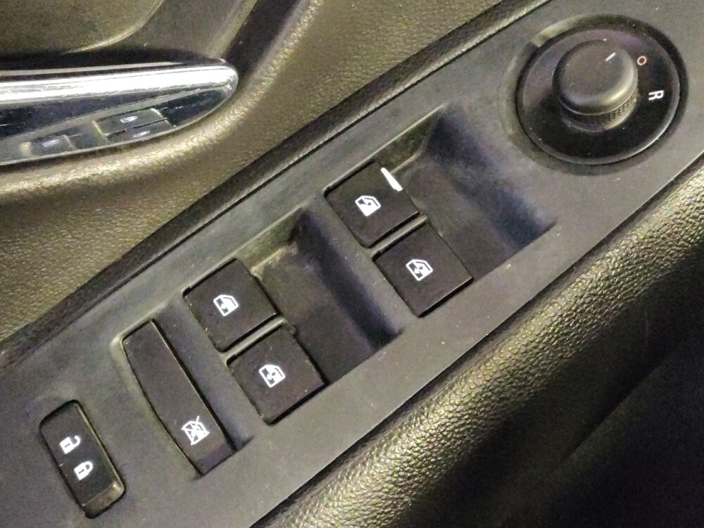 2020 Chevrolet Trax in Corpus Christi, TX 78412 - 18086813 27