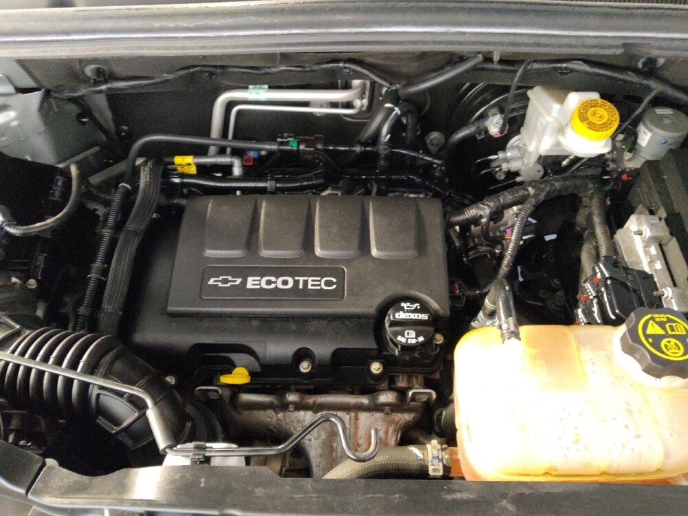 2020 Chevrolet Trax in Corpus Christi, TX 78412 - 18086813 30