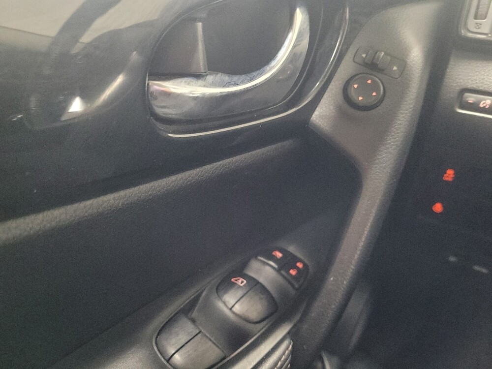 2017 Nissan Rogue Sport in Chattanooga, TN 37421 - 18086817 27