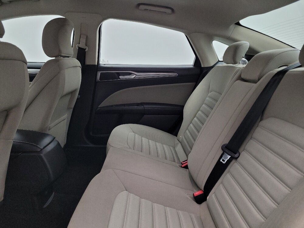 2018 Ford Fusion in Columbus, OH 43228 - 18086822 18