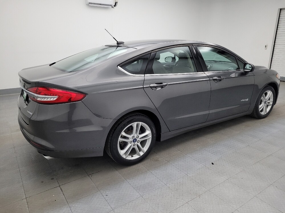 2018 Ford Fusion in Columbus, OH 43228 - 18086822 10