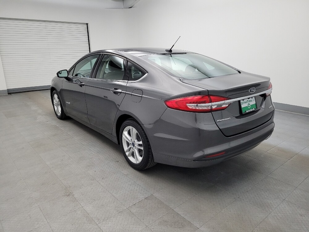 2018 Ford Fusion in Columbus, OH 43228 - 18086822 5