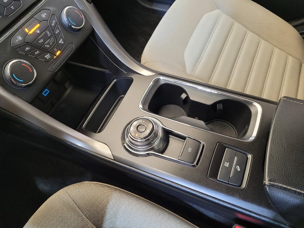 2018 Ford Fusion in Columbus, OH 43228 - 18086822 26