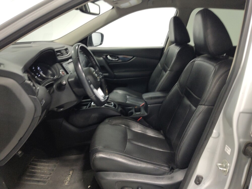 2018 Nissan Rogue in Columbus, OH 43231 - 18086824 17