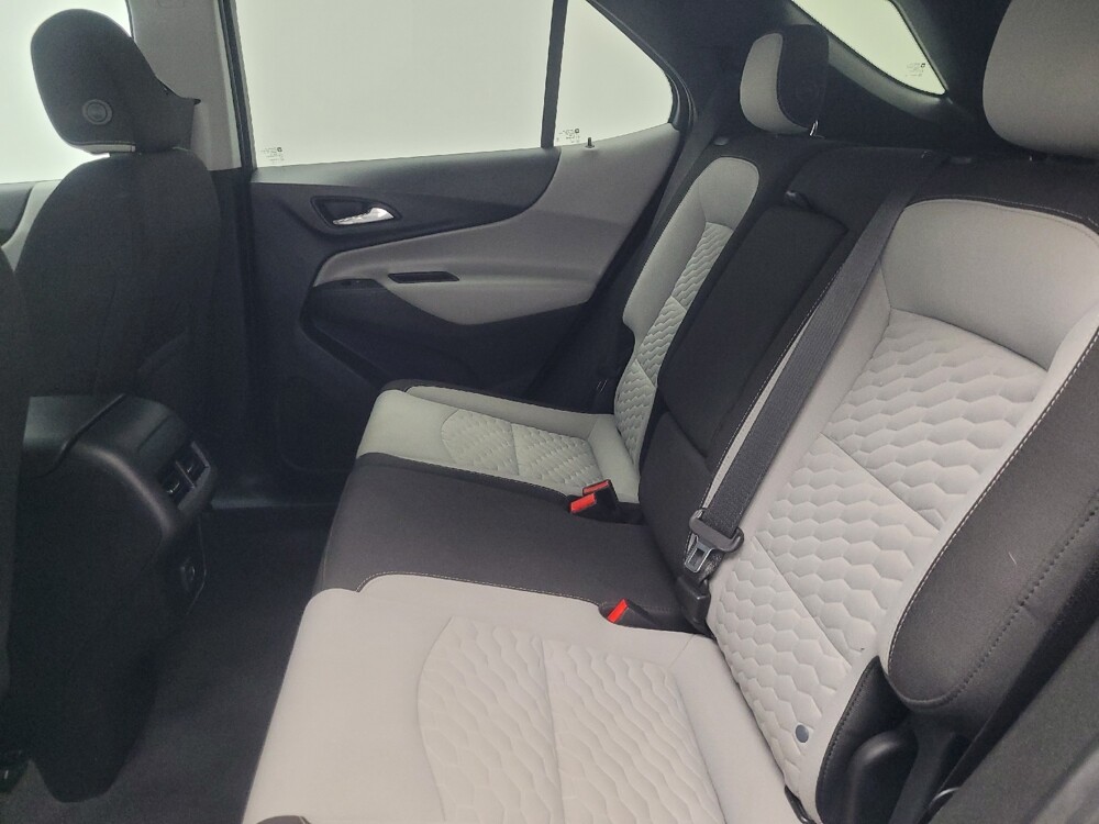 2020 Chevrolet Equinox in Mishawaka, IN 46545 - 18086831 18