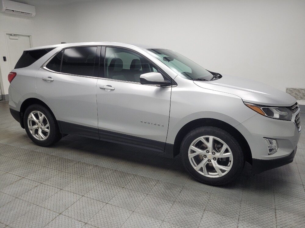 2020 Chevrolet Equinox in Mishawaka, IN 46545 - 18086831 11