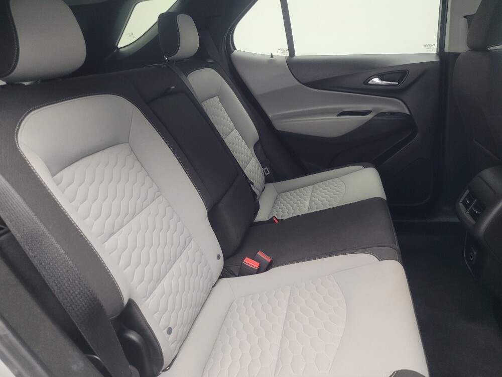 2020 Chevrolet Equinox in Mishawaka, IN 46545 - 18086831 19