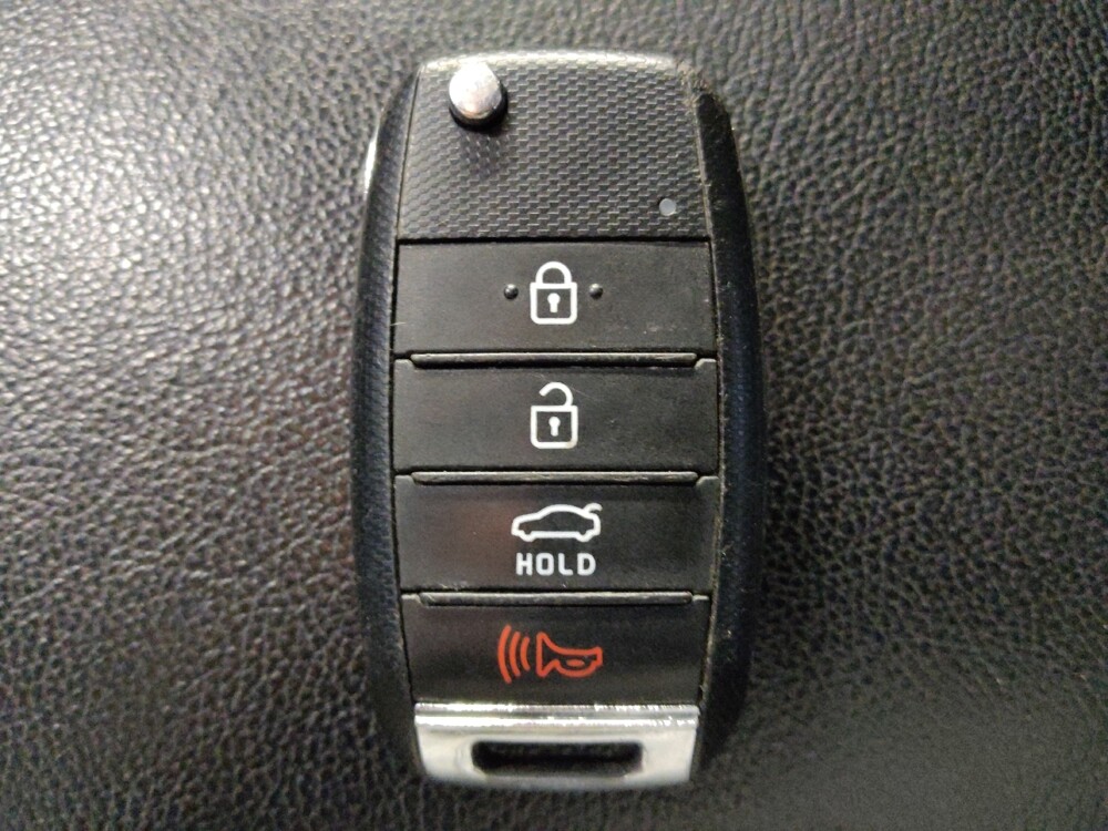 2020 Kia Optima in Houston, TX 77060 - 18086834 32