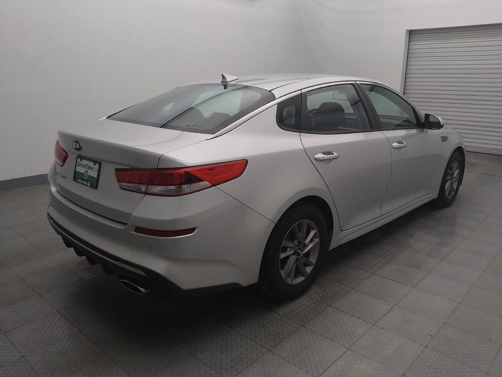 2020 Kia Optima in Houston, TX 77060 - 18086834 9