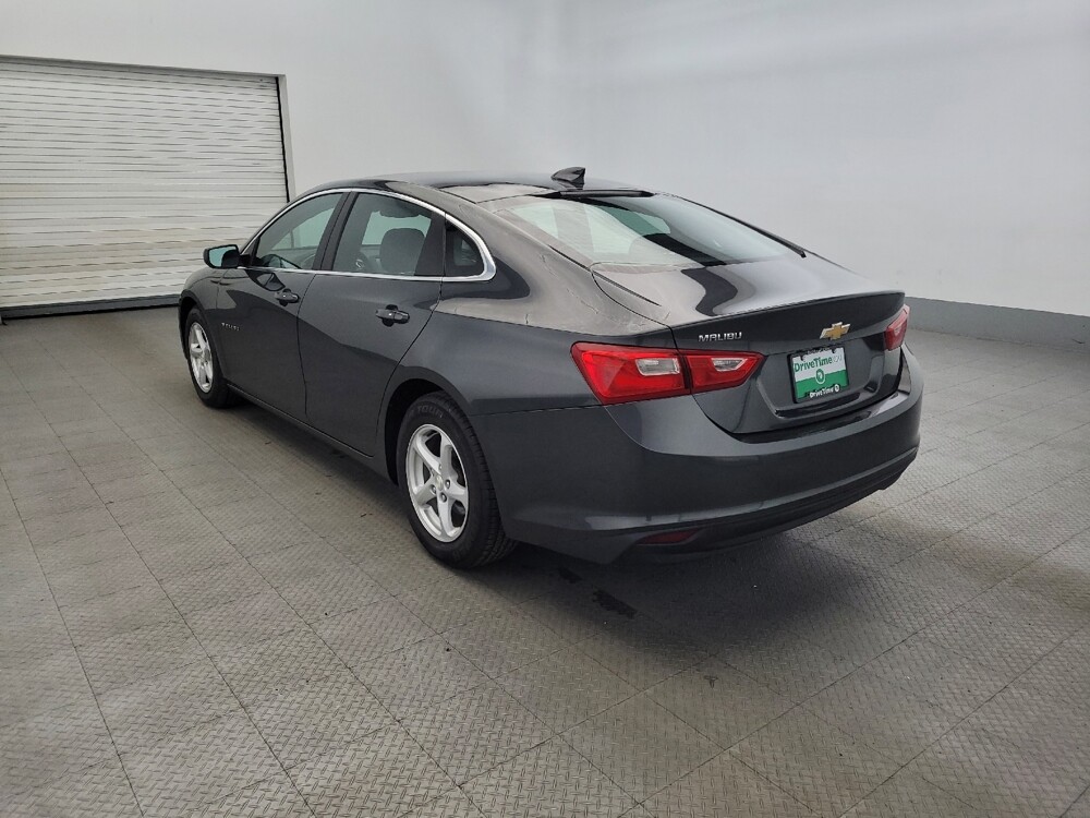 2017 Chevrolet Malibu in Glen Burnie, MD 21061 - 18086835 5