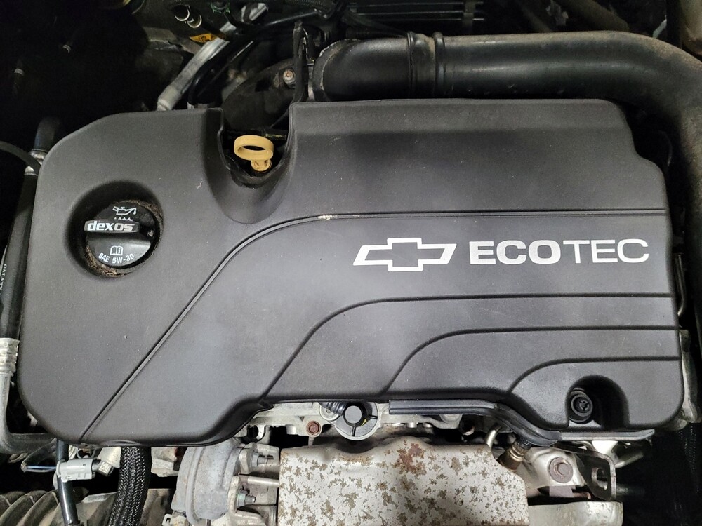 2017 Chevrolet Malibu in Glen Burnie, MD 21061 - 18086835 30