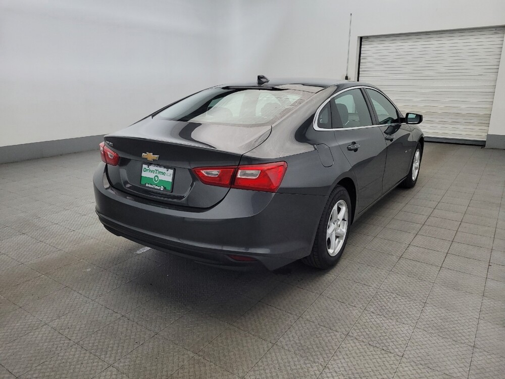 2017 Chevrolet Malibu in Glen Burnie, MD 21061 - 18086835 9