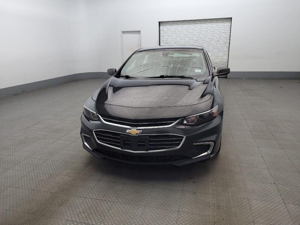 2017 Chevrolet Malibu in Glen Burnie, MD 21061 - 18086835 15