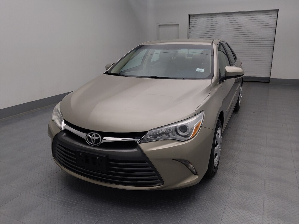 2017 Toyota Camry in Independence, MO 64055 - 18086841 15