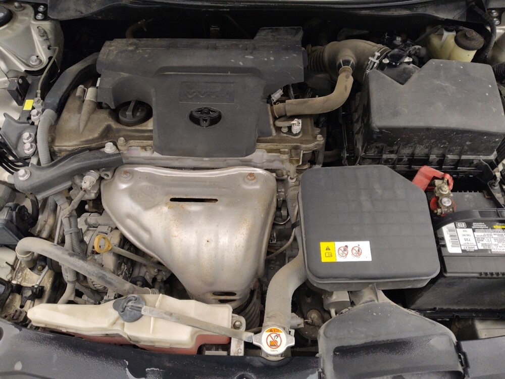 2017 Toyota Camry in Independence, MO 64055 - 18086841 30