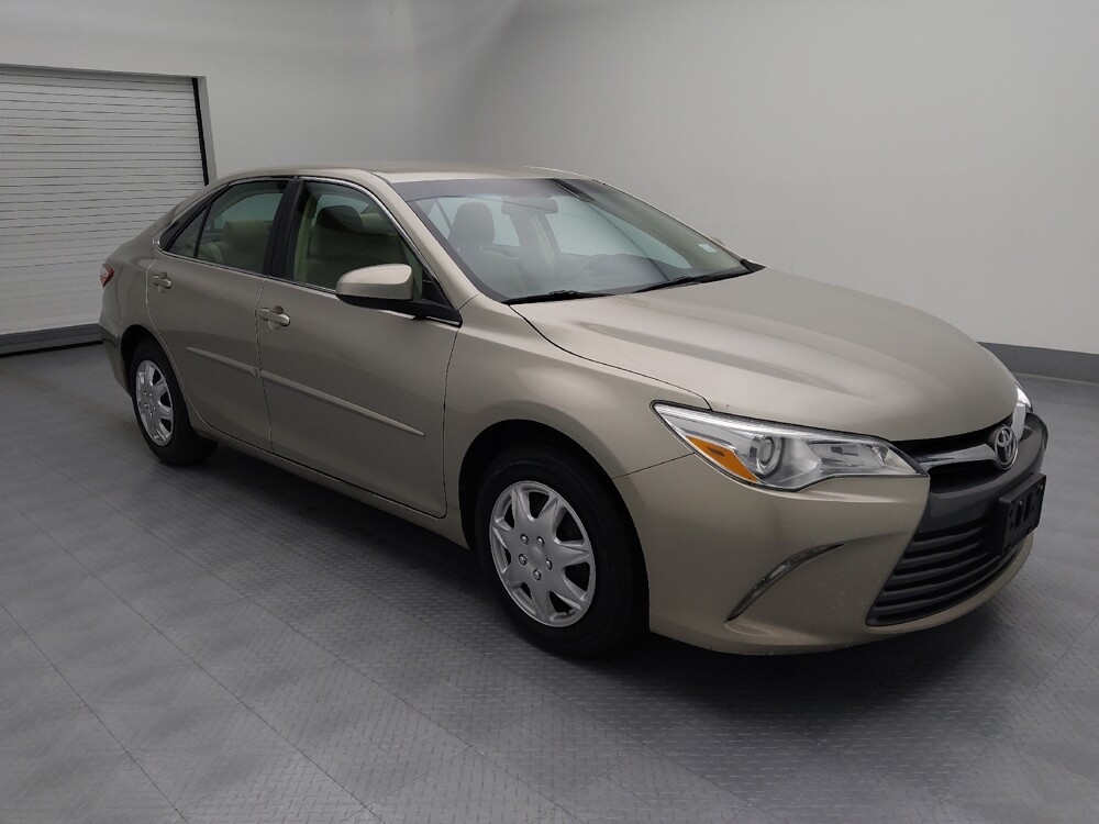 2017 Toyota Camry in Independence, MO 64055 - 18086841 11