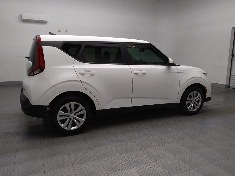 2022 Kia Soul in Plano, TX 75074 - 18086845 10