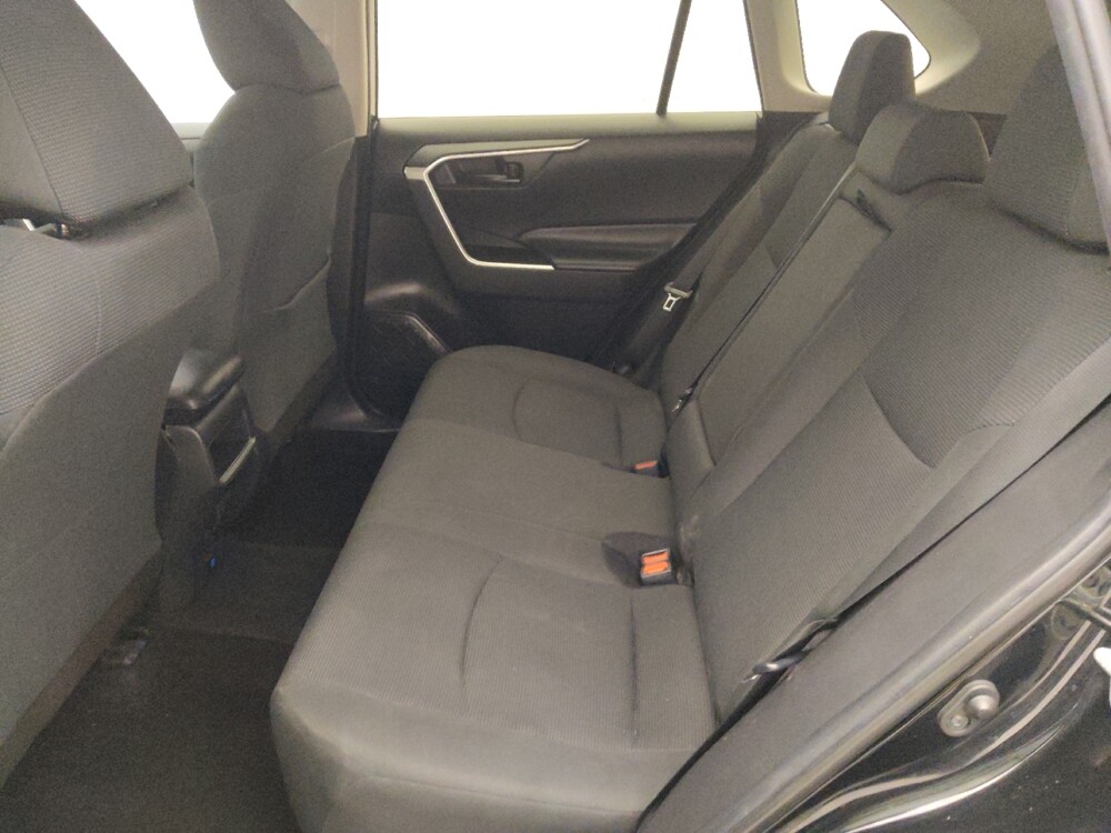 2019 Toyota RAV4 in Houston, TX 77074 - 18086847 18