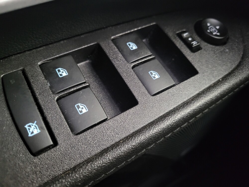 2017 Chevrolet Equinox in Antioch, TN 37013 - 18086854 27