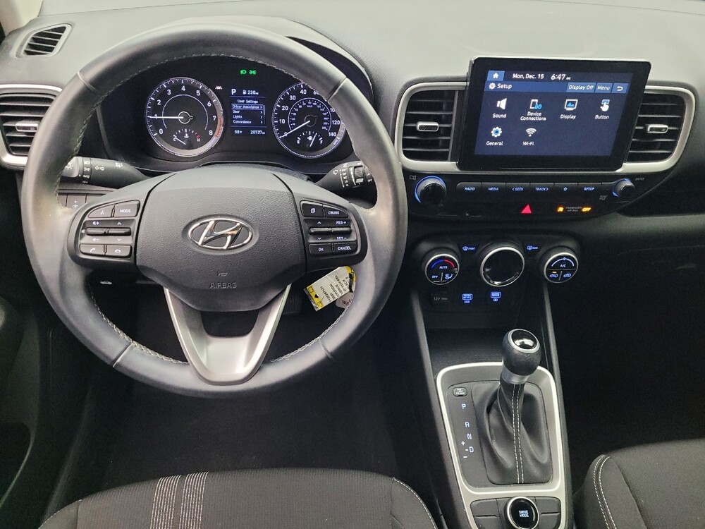 2021 Hyundai Venue in Lauderdale Lakes, FL 33313 - 18086861 22