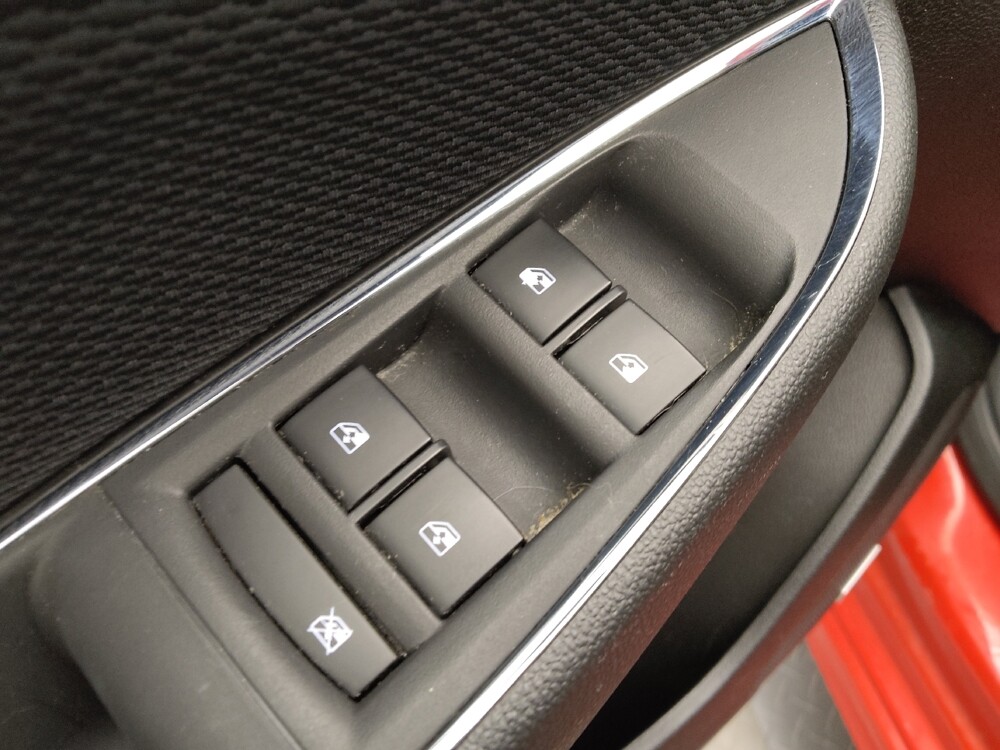 2017 Chevrolet Cruze in Lakewood, CO 80215 - 18086863 27