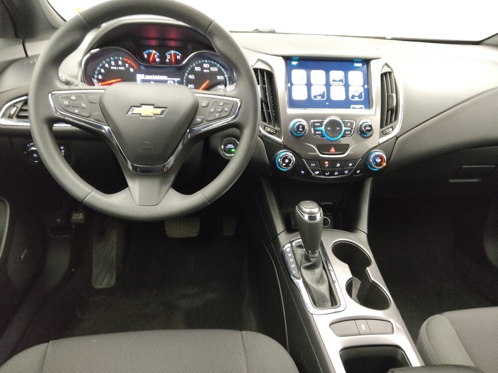 2017 Chevrolet Cruze in Lakewood, CO 80215 - 18086863 22