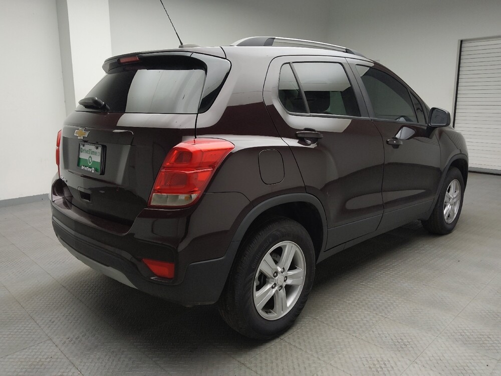2022 Chevrolet Trax in Grand Rapids, MI 49508 - 18086867 9