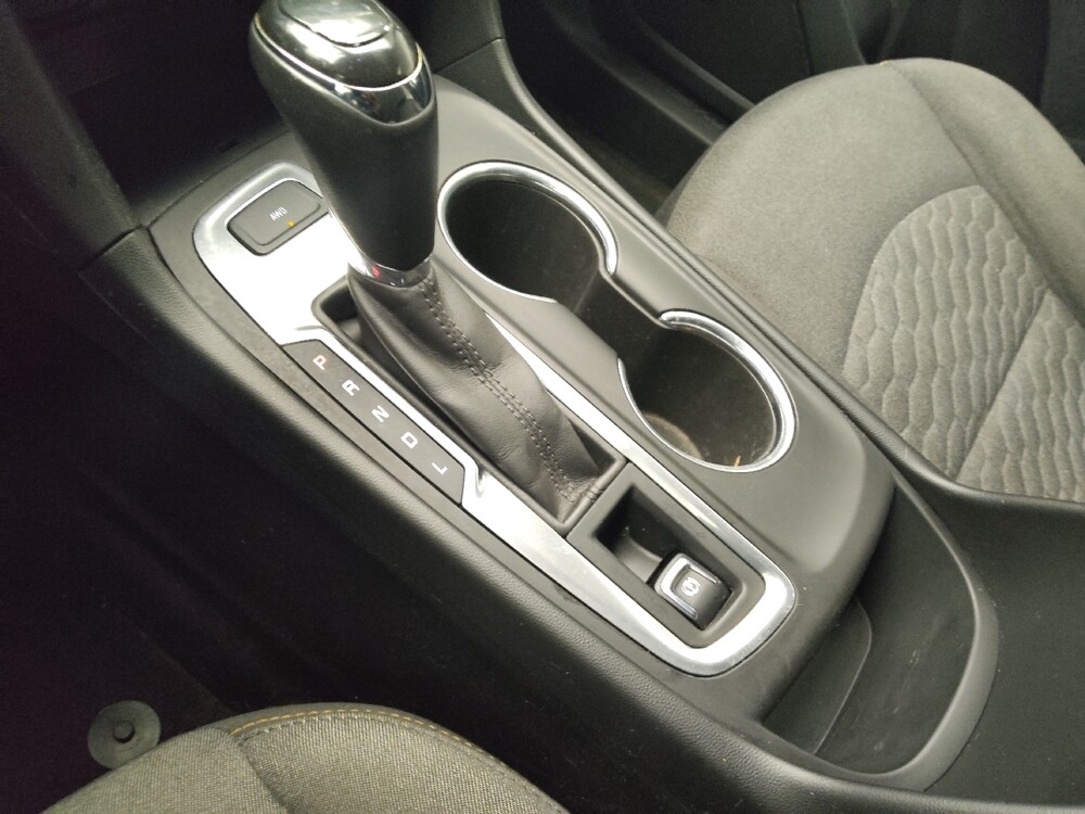 2018 Chevrolet Equinox in Grand Rapids, MI 49508 - 18086868 26